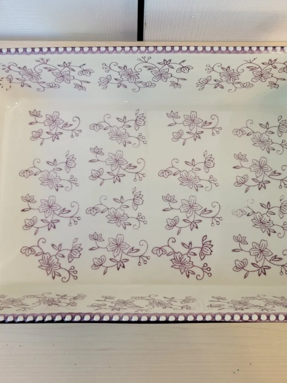 TEMP-TATIONS Floral Lace Purple 13x9